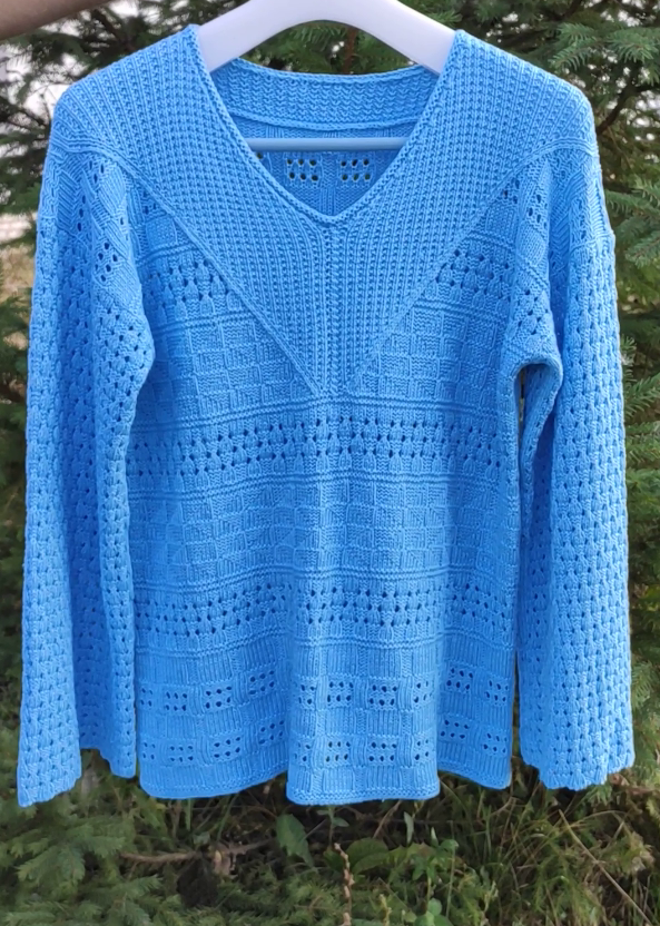 Продажа вязаного пуловера